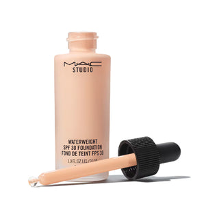 MAC Studio Waterweight Foundation SPF30 - Base Líquida